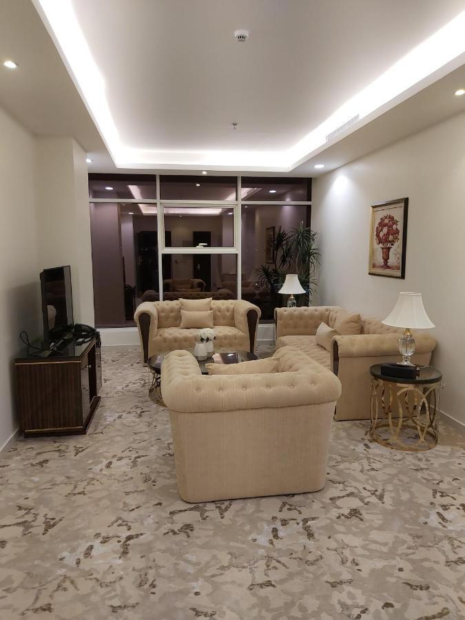 Golden Dream Hotel คามิสมูชาอิท ภายนอก รูปภาพ