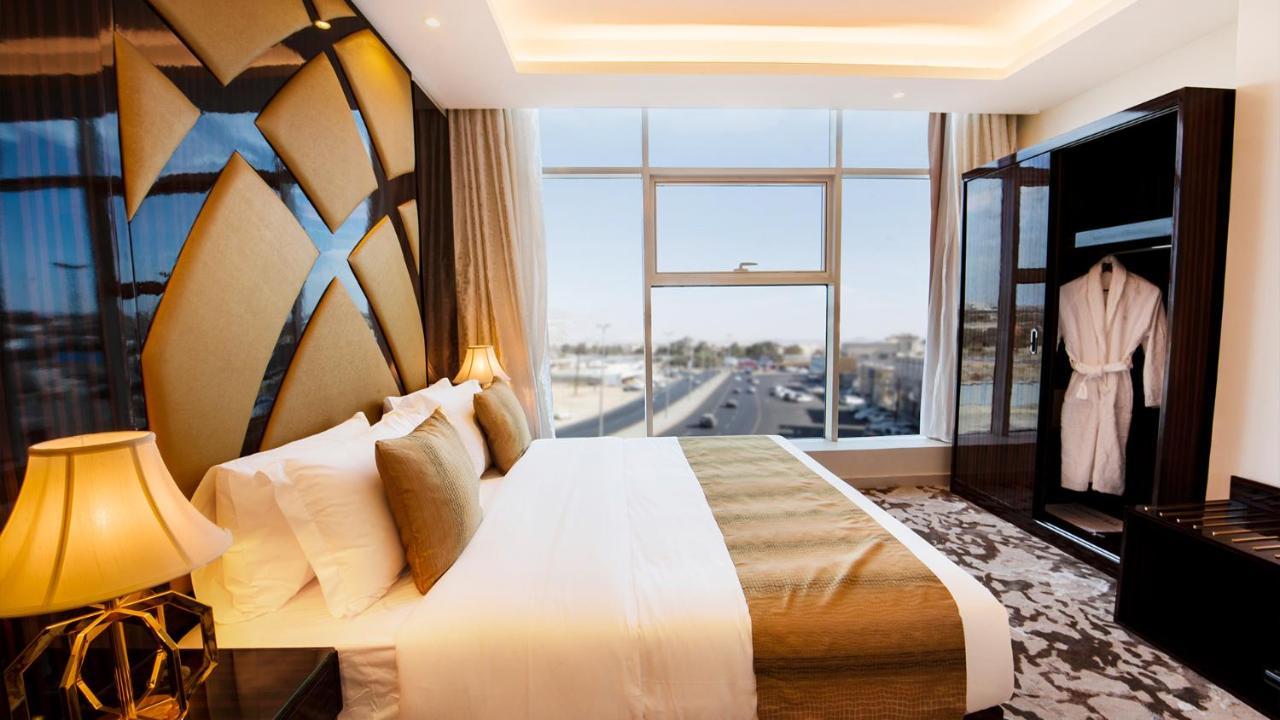 Golden Dream Hotel คามิสมูชาอิท ภายนอก รูปภาพ